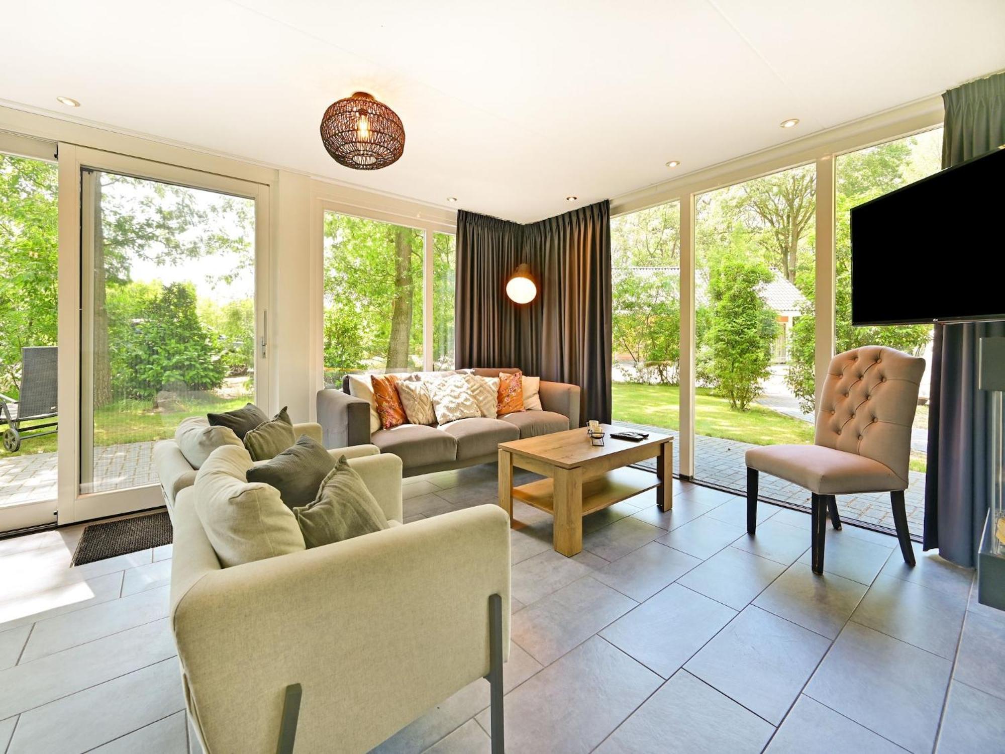 Chalet With Gorgeous View Of The Natural Surroundings Weerselo エクステリア 写真