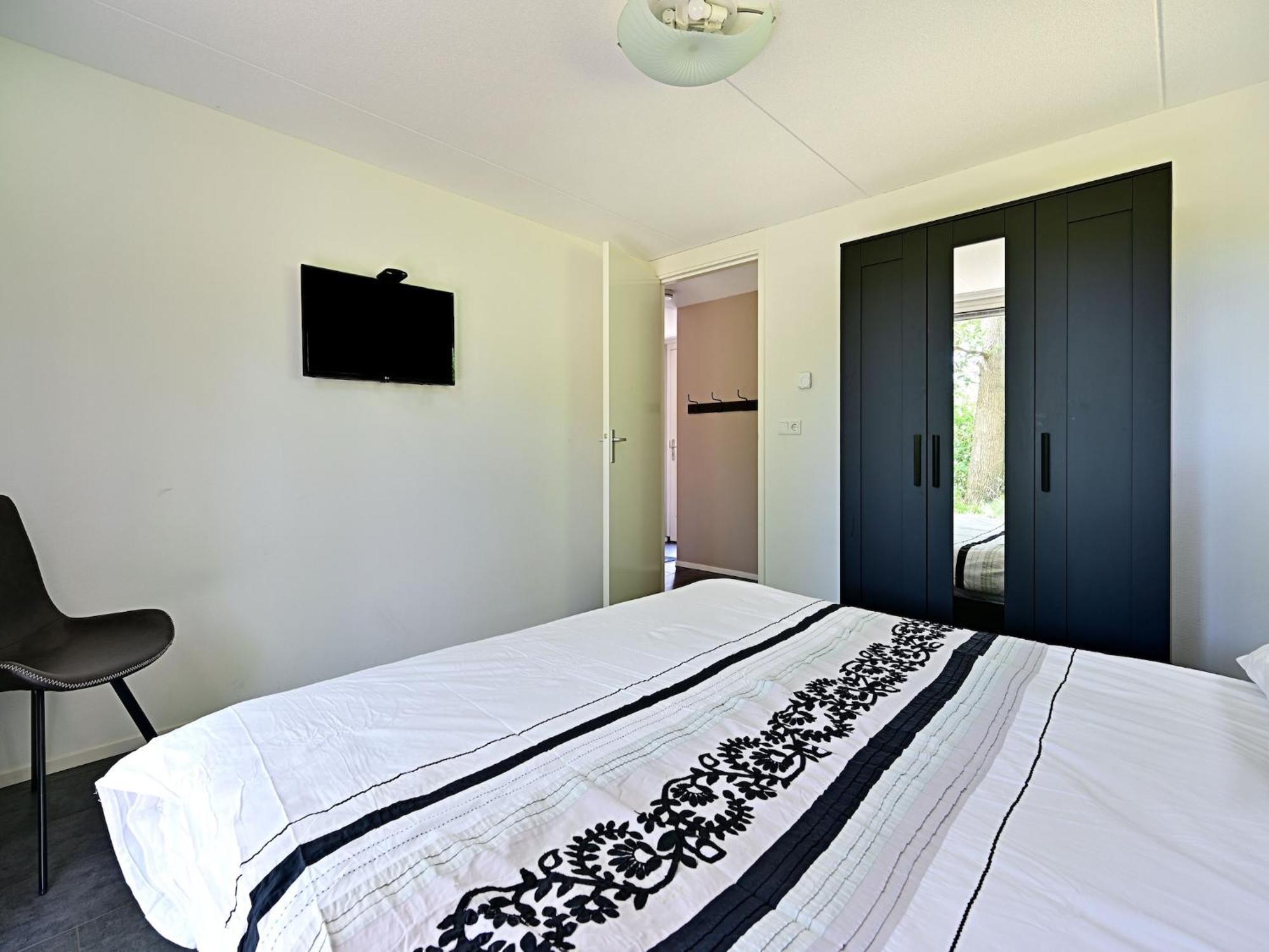 Chalet With Gorgeous View Of The Natural Surroundings Weerselo エクステリア 写真